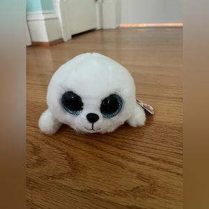 Icy the seal small sized perfect condition beanie boo